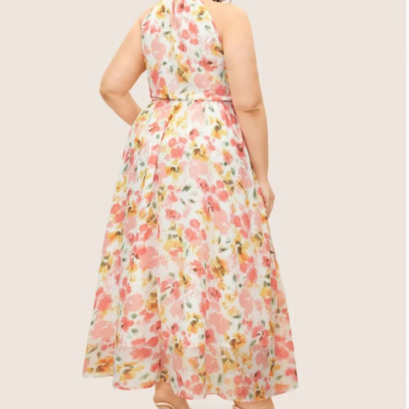 BloomChic Plus Size Halter Neck Floral Pleated Pocket Dress 4XL - Picture 2 of 3